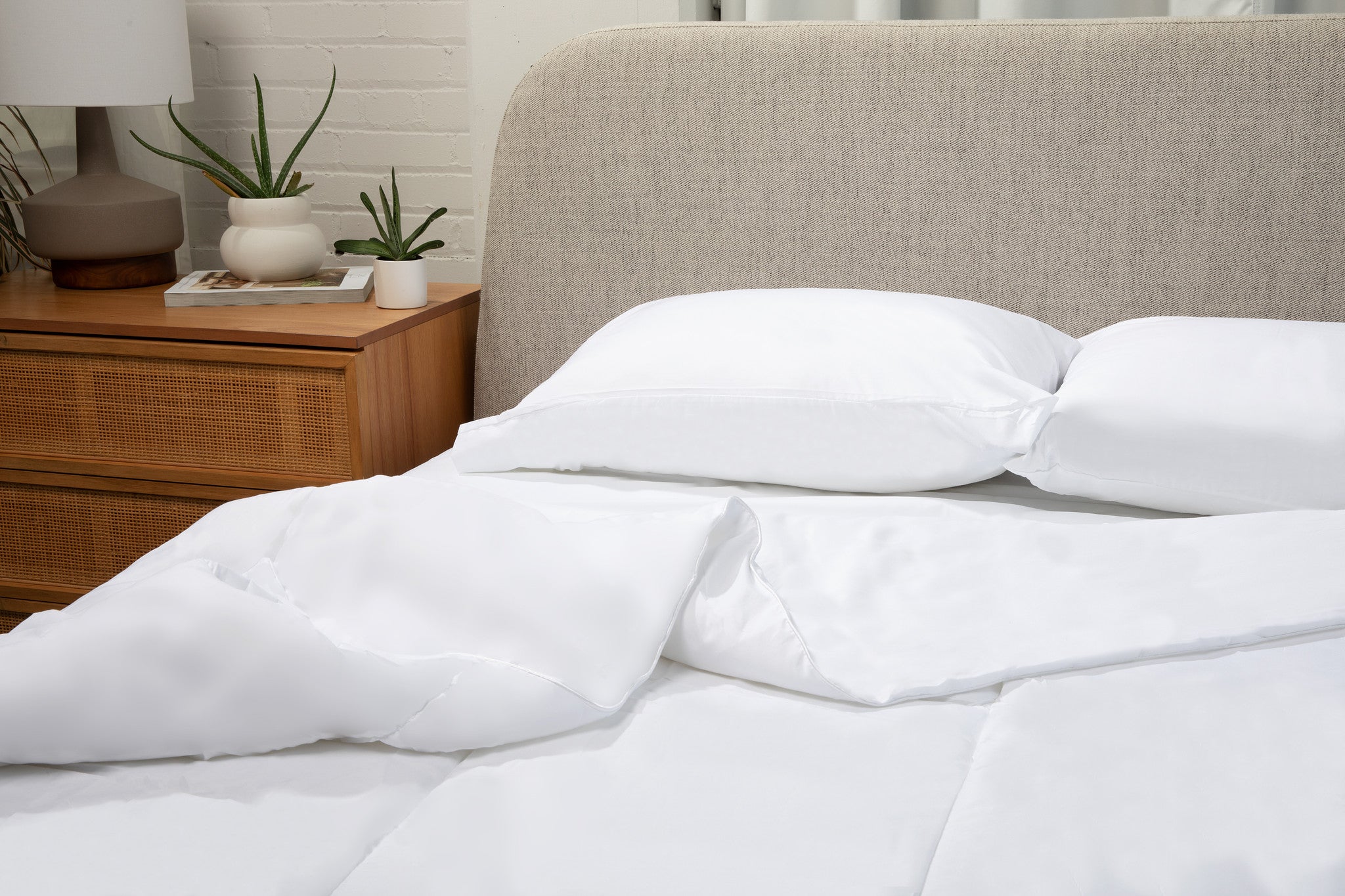 Classic White Oversized Comforter